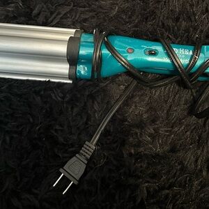 BNOB BedHead Wave Artist Hair Waver